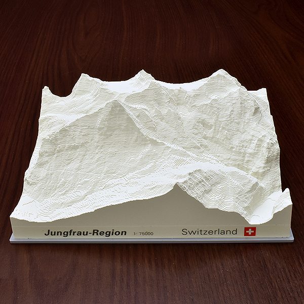 Jungfrau - reliëfmaquette op schaal 1:75.000 JUNGFRAU  Reliorama   Wandkaarten Berner Oberland