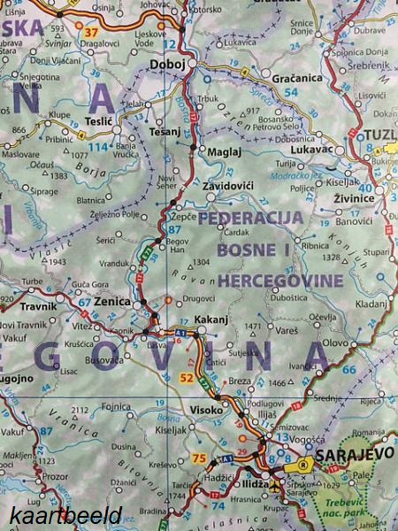 Michelin wegenkaart 736  Slov., Kroatie, Bosnie, Joegosl., Macedonie 9782067171930  Michelin   Landkaarten en wegenkaarten Westelijke Balkan