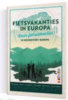 Fietsvakanties in Europa | Christa Veldkamp 9789018053147 Christa Veldkamp ANWB   Fietsgidsen, Meerdaagse wandelroutes Europa