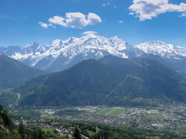 wandelgids Walking in the Haute Savoie: South 9781852848118  Cicerone Press   Wandelgidsen Mont Blanc, Chamonix, Haute-Savoie