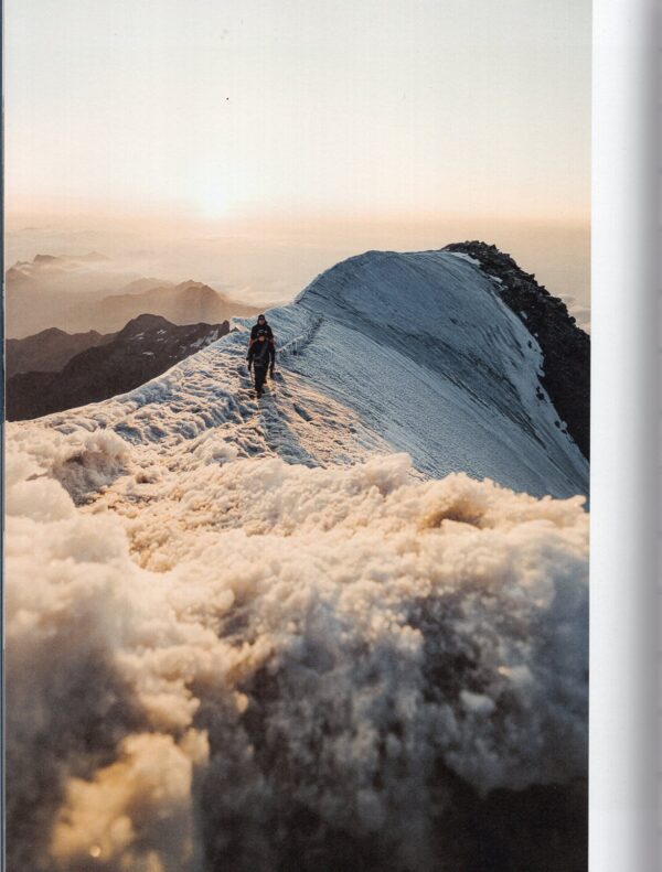 Lost in the Alps 2 | fotoboek, wandelboek Zwitserland 9783039022175  AT-Verlag   Fotoboeken, Wandelgidsen Zwitserland
