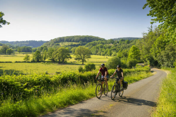 La Vélobuissonnière | fietsgids 9782737389955  Ouest France   Fietsgidsen, Meerdaagse fietsvakanties Loire & Centre