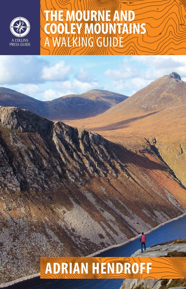 The Mourne and Cooley Mountains 9781848893467 Adrian Hendroff The Collins Press   Wandelgidsen Belfast, Ulster