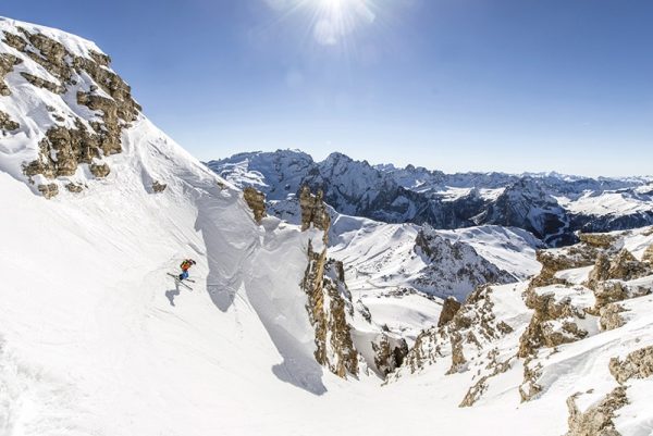 Ski Touring and Snowshoeing in the Dolomites 9781852847456  Cicerone Press   Wintersport Zuid-Tirol, Dolomieten