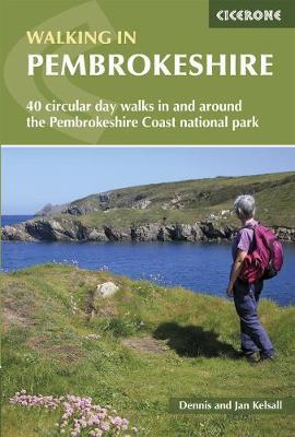 wandelgids Pembrokeshire, Walking In 9781852849153  Cicerone Press   Wandelgidsen Zuid-Wales, Pembrokeshire, Brecon Beacons