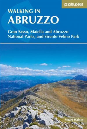 wandelgids Abruzzo, Walking in 9781852849788  Cicerone Press   Wandelgidsen Abruzzen en Molise