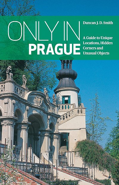 Only in Prague 9783950366242  The Urban Explorer   Reisgidsen Praag (en omgeving)